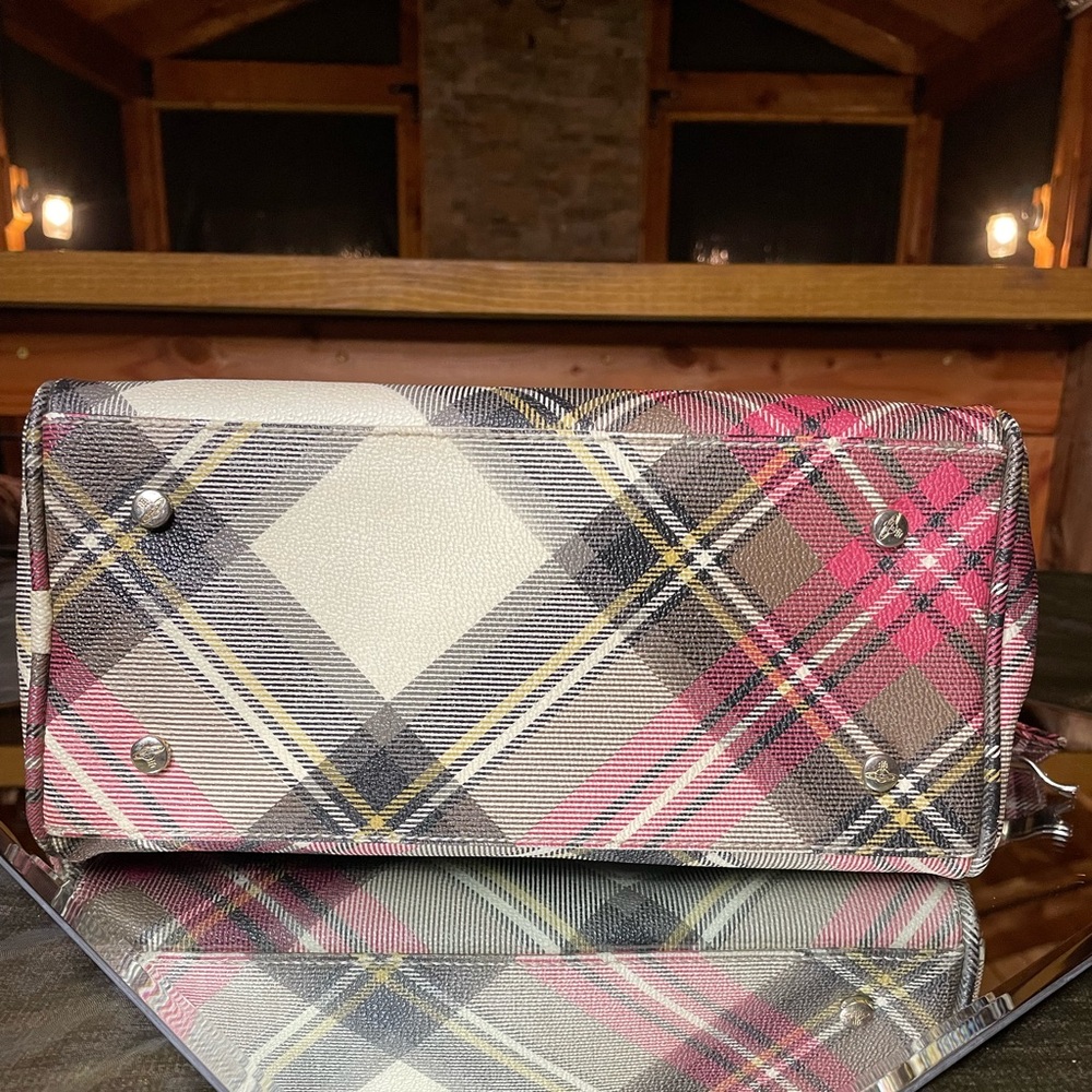 Vivienne Westwood plaid handbag - Picture 5 of 14